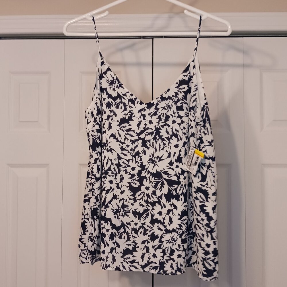 #190 3/$18 - H&M Black/White Tank Top Size XS